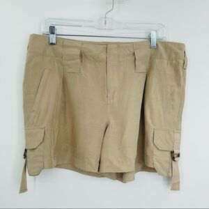 Banana Republic Heritage Silk Cargo Shorts Womens 10 Tan Safari Mid‎ Rise